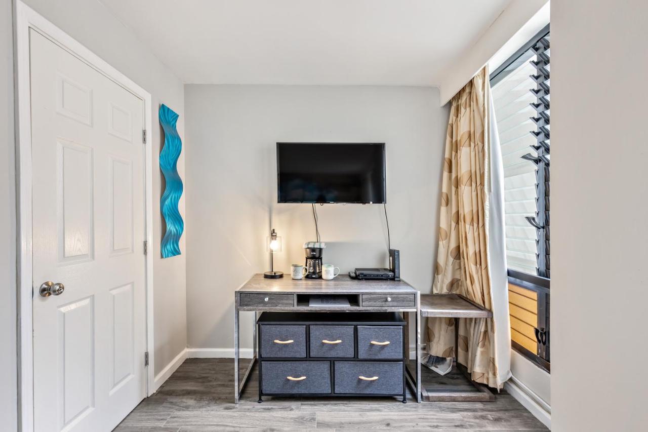 Inviting Waikiki Grand Hotel Room One Block To Beach! Honolulu Bagian luar foto